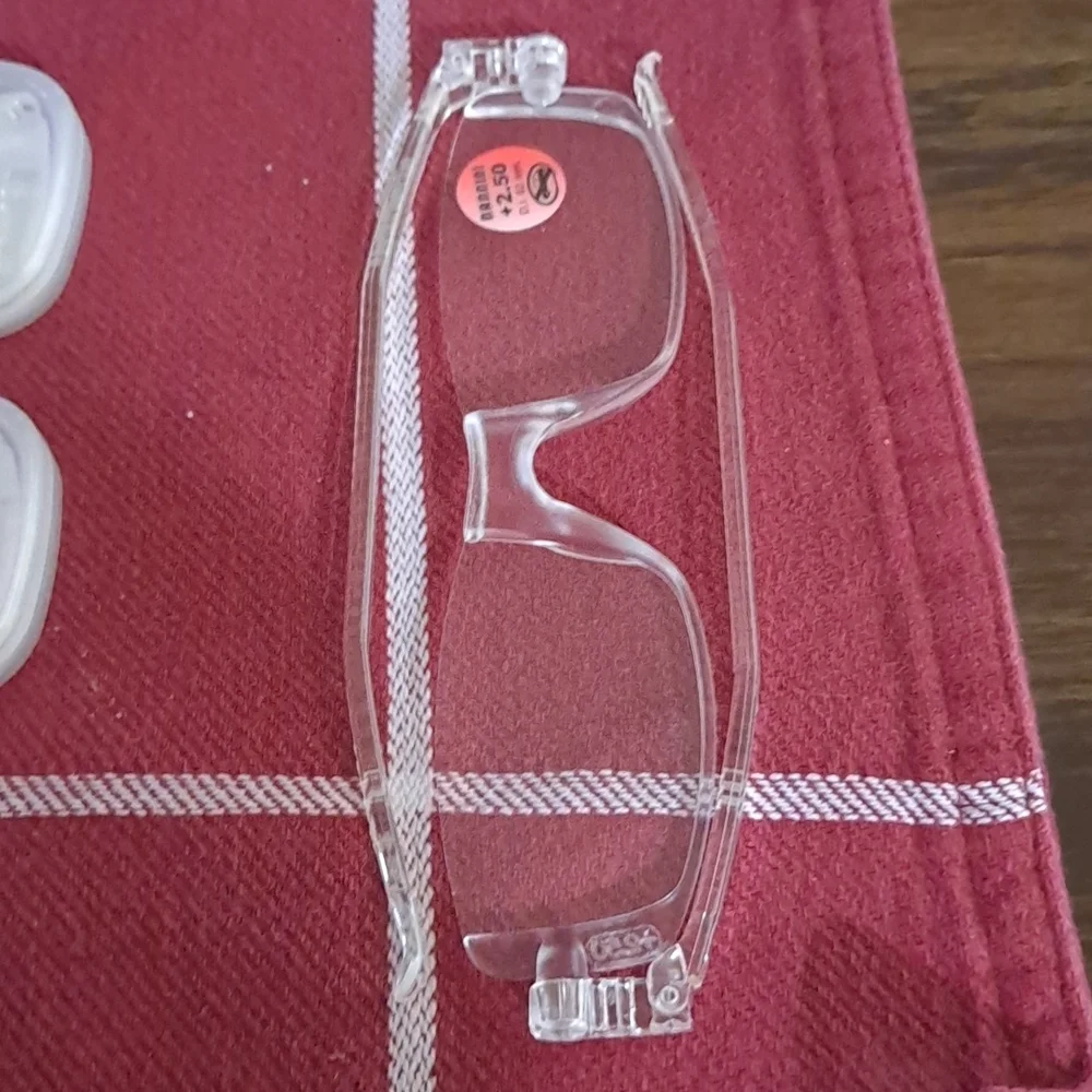 Flat specs - Picture 2 of 2